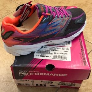 Skechers Go Run Ride 4